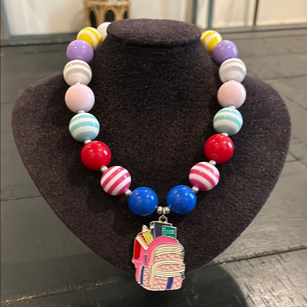 BACK TO SCHOOL BUBBLE GUM BEAD NECKLACE W/BACKPACK PENDANT - Picture 2 of 8
